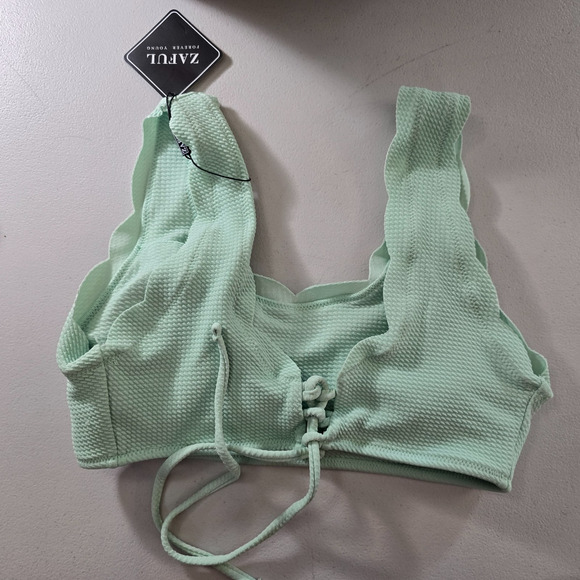 Colorful Swim Bundle Women's S-M 9 Pieces 6 Tops & 3 Bottoms / 8 Are NWT - Picture 9 of 15